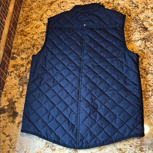 Tommy Hilfiger Vest Navy Blue Quilted Sporty Style and Varsity H Kids Size 8-10 - Picture 4 of 12